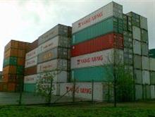 shipping containers 1 044